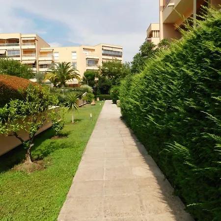 Appartement T1, Central Park, Climatisation, Piscine, Parking Prive